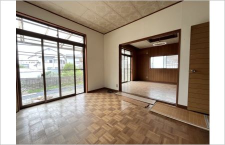 豊田市西中山町神子塚