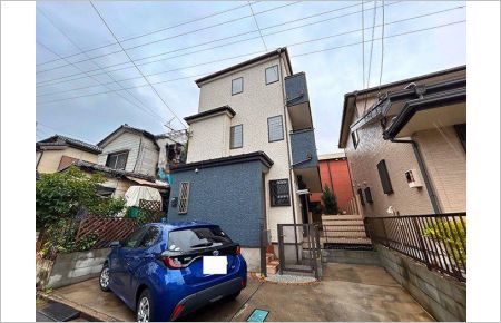 草加市新里町