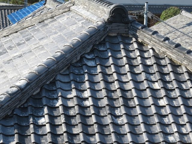 瓦屋根の種類 メリット デメリットは ナカジツの 住まいのお役立ち情報