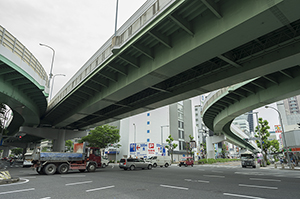 名古屋高速都心環状線付近の道路